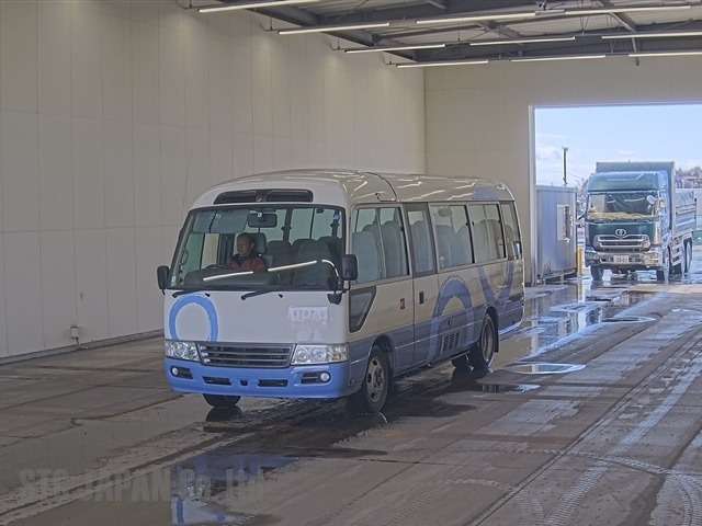 Toyota Coaster   4000cc Image