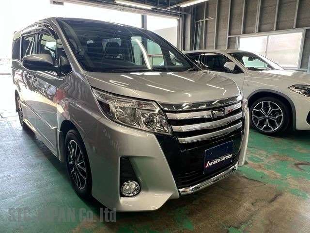Toyota Noah  2000cc Image