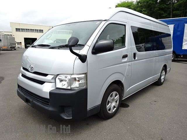Hiace Commuter GL 2015 3000 Image