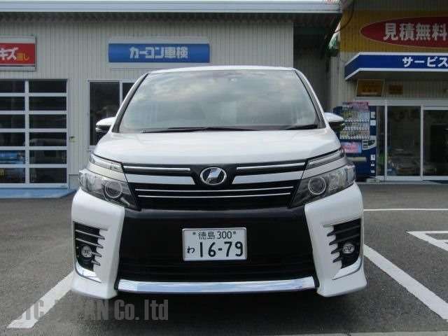 Toyota Voxy ZS 2015 2000 Image