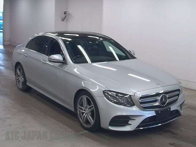 Mercedes E200  2000 Image