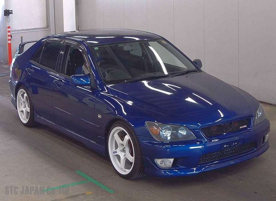 Buy Japanese Toyota Altezza At STC Japan