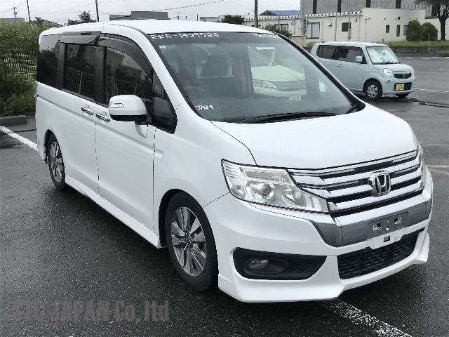 Honda Stepwegan 2014 2000CC Image