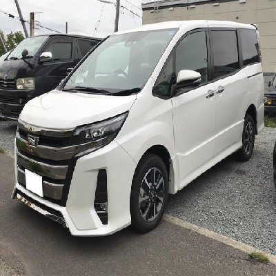 Toyota Noah  2000Cc Image