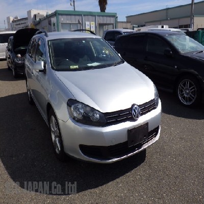 Volkswagen Golf Variant  1200cc Image