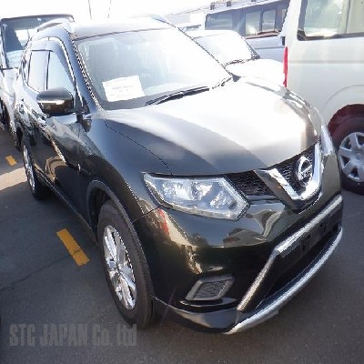 Nissan X-TRAIL   2000cc Image