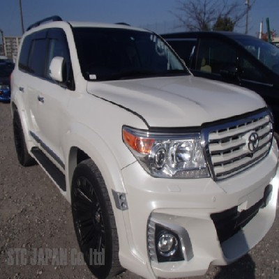 Buy Japanese Toyota Land Cruiser  At STC Japan