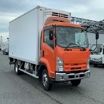 Buy Japanese Isuzu Forward Refrigerator Truck At STC Japan