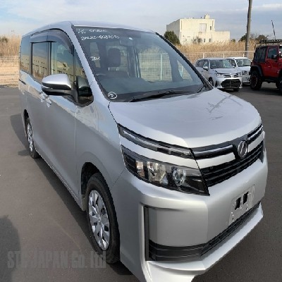 Toyota Voxy 2014 2000cc Image