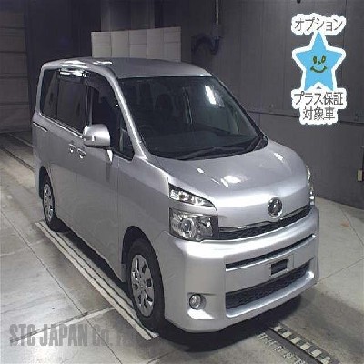 Toyota Voxy 2013 2000cc Image