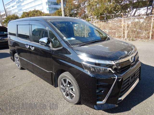 Toyota Voxy 2018 2000 CC Image