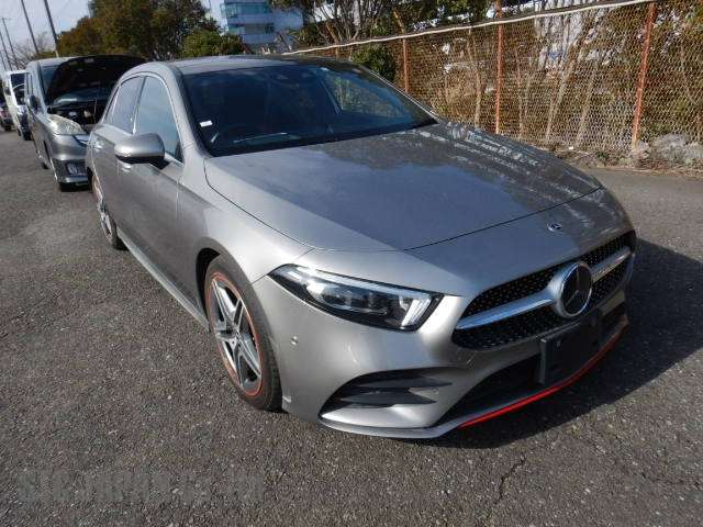 Mercedes Benz  A 180   1400 CC Image