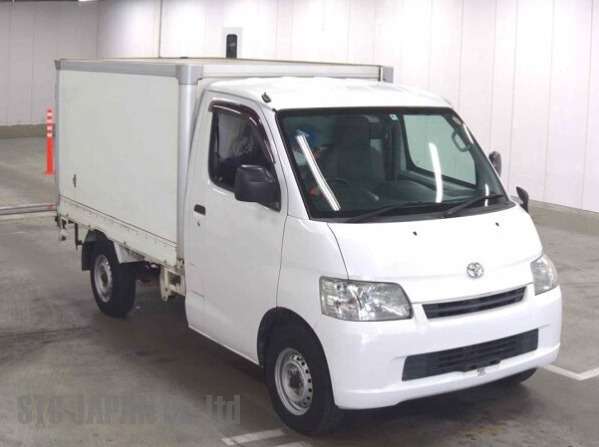 Buy Japanese Toyota Town Ace At STC Japan