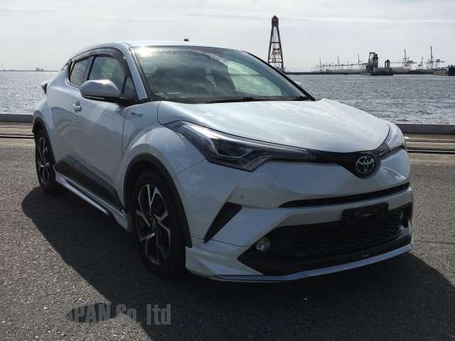 Toyota CH-R 2017 1800 CC Image