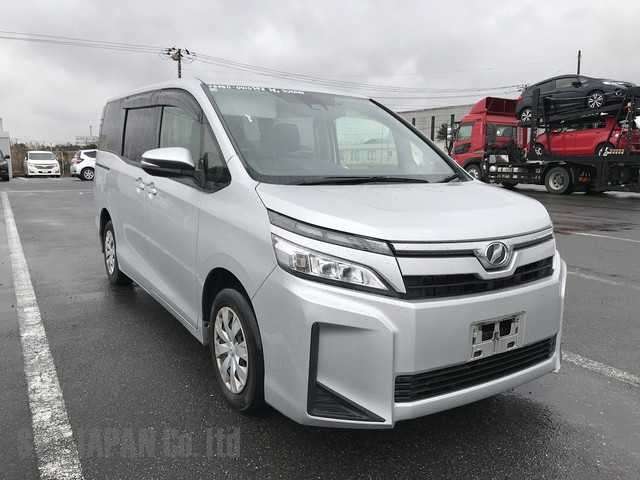 Buy Japanese Toyota Voxy At STC Japan