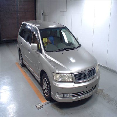 Mitsubishi Chariot  2400cc Image