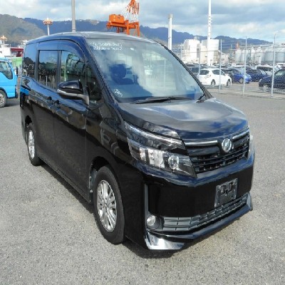 Toyota Voxy 2015 2000 Image