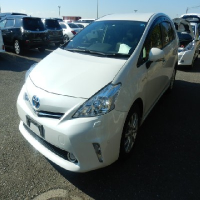 Toyota Prius Alpha 2014 1800Cc Image