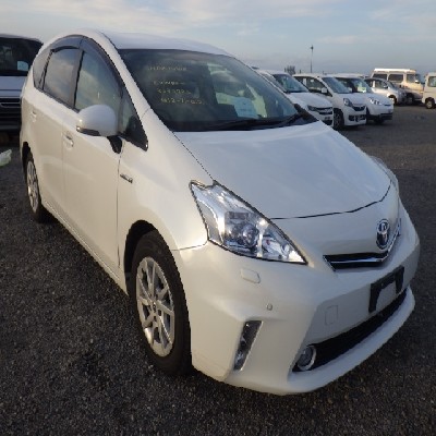 Toyota Prius Alpha 2014 1800Cc Image