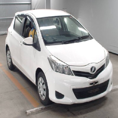 Toyota Vitz   1300cc Image